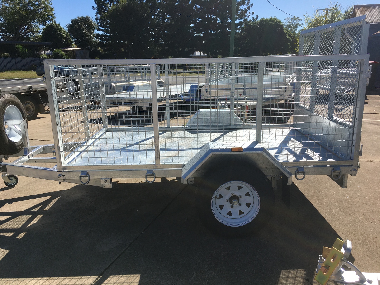 8X5 Hot Dipped Galvanised ATV Trailer Rear Ramp Tipping 900mm Cage Jockey Wheel Spare Wheel Mudflaps and 6 mths rego 8X5 Hot Dipped Galvanised ATV Trailer Rear Ramp Tipping 900mm Cage Jockey Wheel Spare Wheel Mudflaps and 6 mths rego