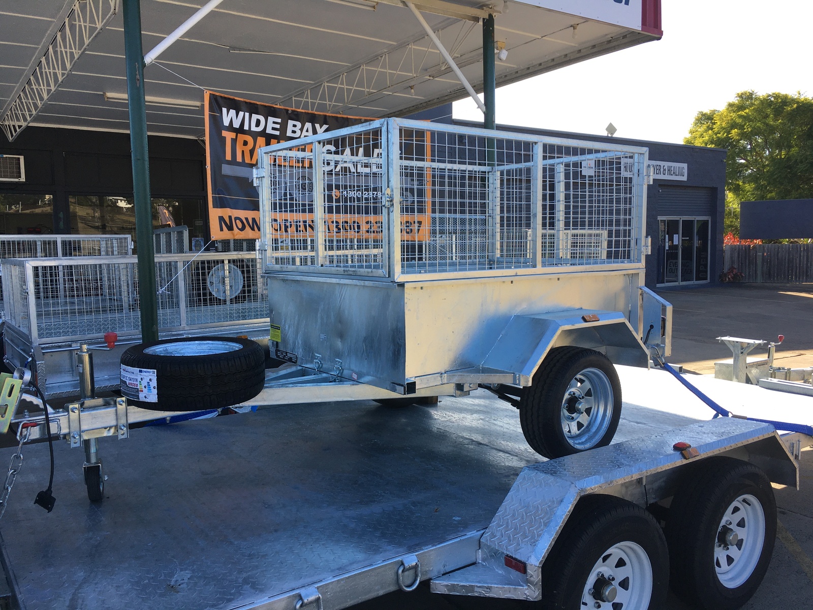 5x3 Tipping Box Trailer with Cage and Spare Tyre – ATM 750kg 5x3 Tipping Box Trailer with Cage and Spare Tyre – ATM 750kg