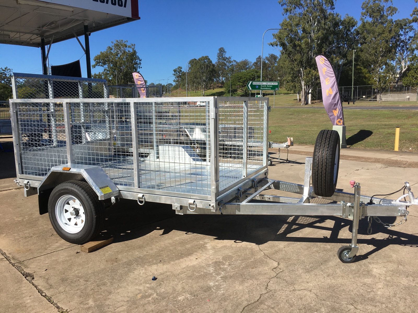 8X5 Hot Dipped Galvanised ATV Trailer Rear Ramp Tipping 900mm Cage Jockey Wheel Spare Wheel Mudflaps and 6 mths rego 8X5 Hot Dipped Galvanised ATV Trailer Rear Ramp Tipping 900mm Cage Jockey Wheel Spare Wheel Mudflaps and 6 mths rego