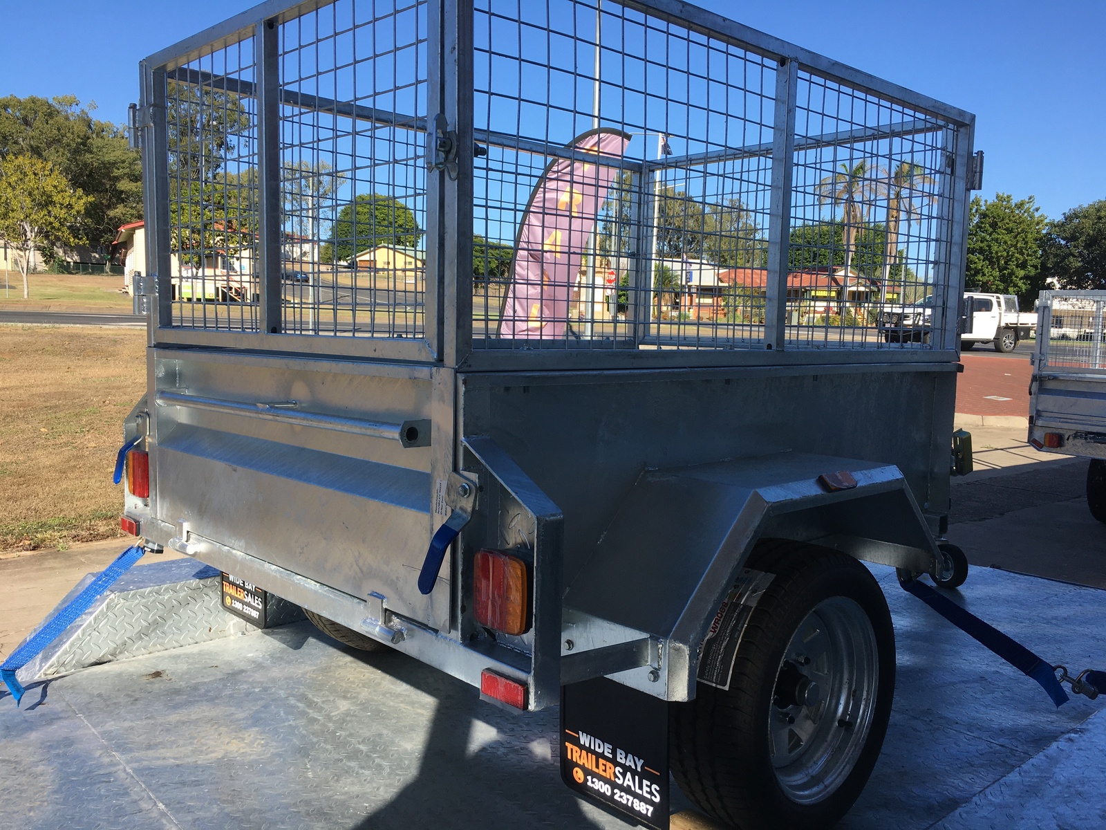 5x3 Tipping Box Trailer with Cage and Spare Tyre – ATM 750kg 5x3 Tipping Box Trailer with Cage and Spare Tyre – ATM 750kg